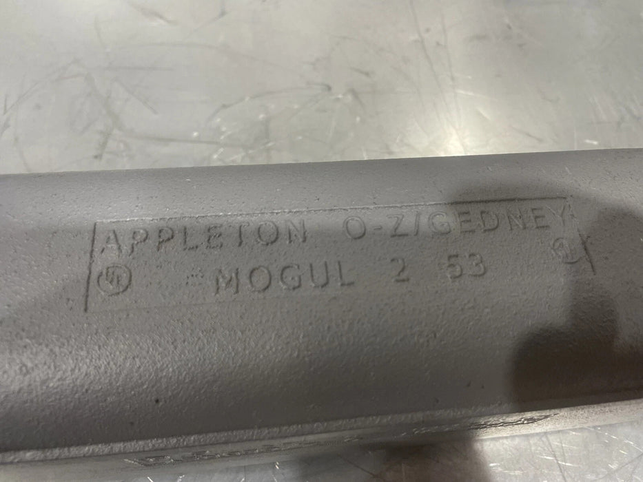 46900100