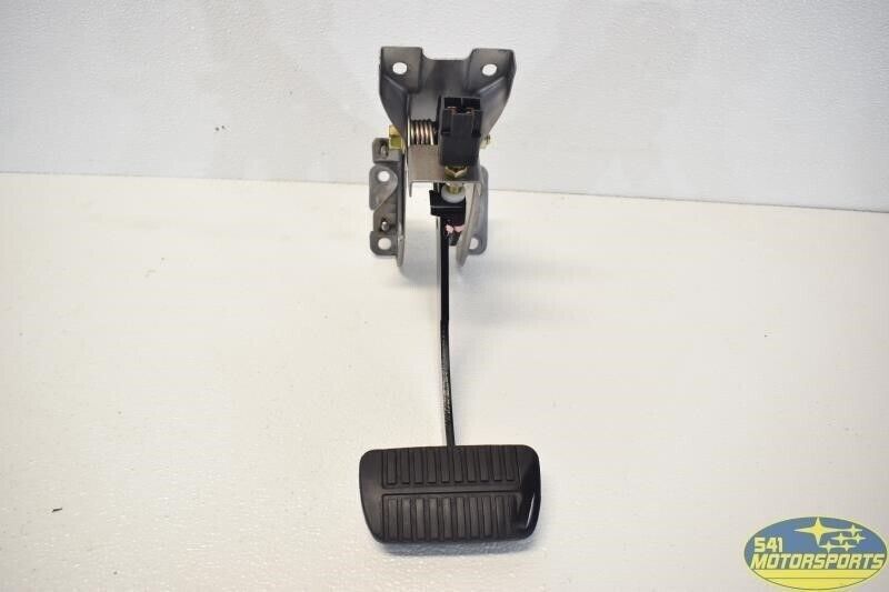 2002-2005 Subaru Impreza WRX Brake Pedal Assembly Stop Auto Automatic AT