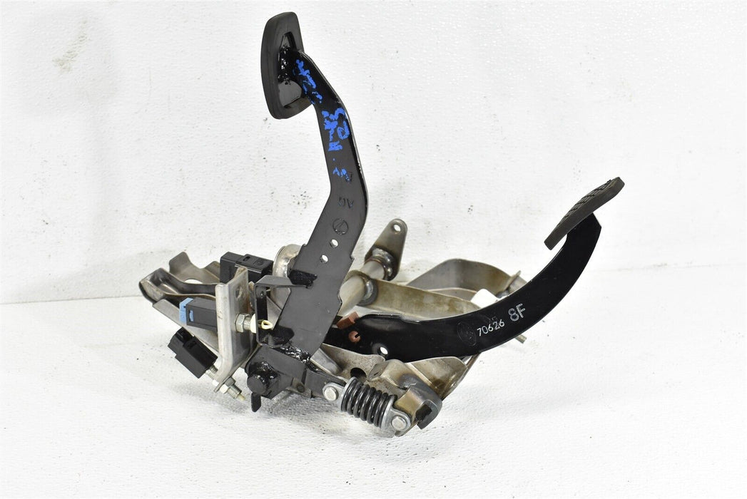 2004-2007 Subaru Impreza Brake Clutch Pedal Assembly Non Turbo