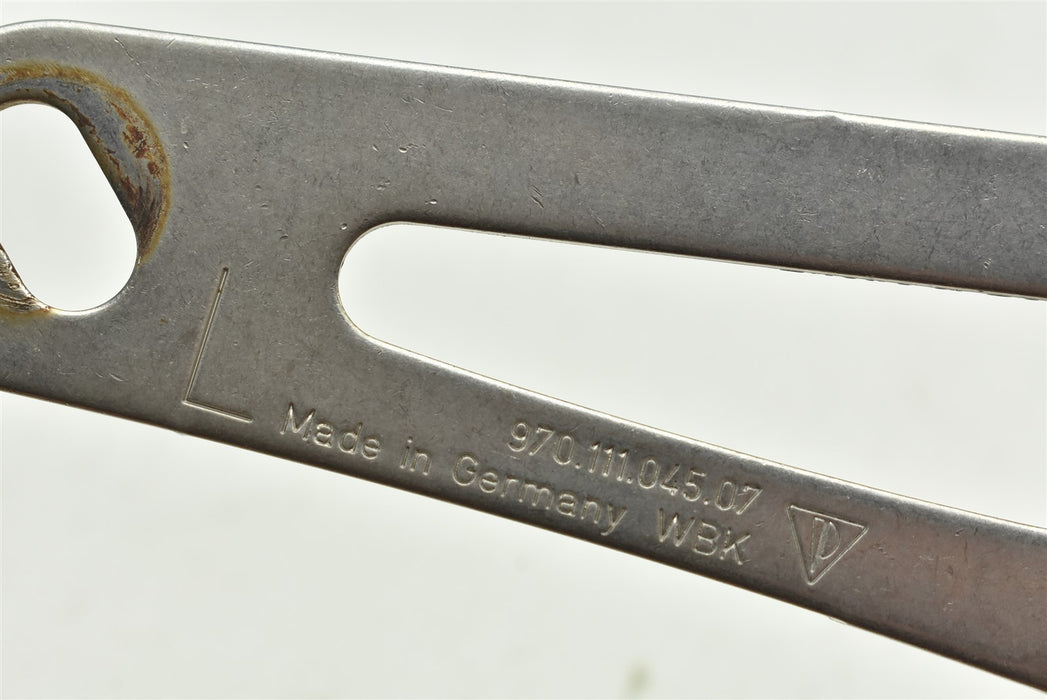 47021528