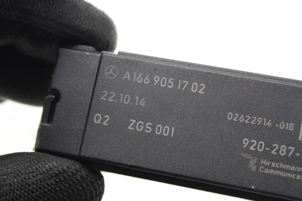 47000977