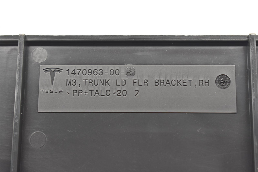 47021484