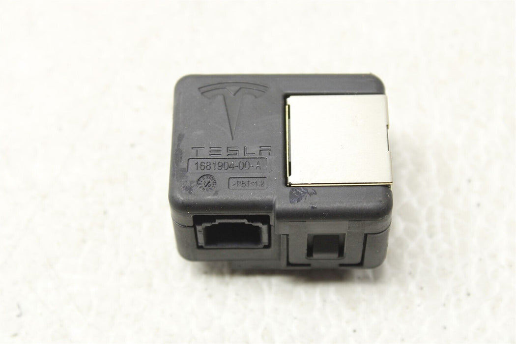 2024 Tesla Model Y Internet Adapter Port 1681904-00-A 20-24