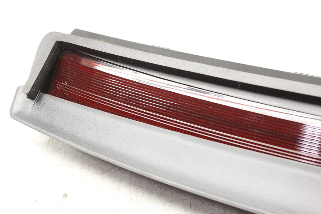 2021 Tesla Model 3 Third Brake Light Assembly 1077405-00-G Factory OEM 17-21