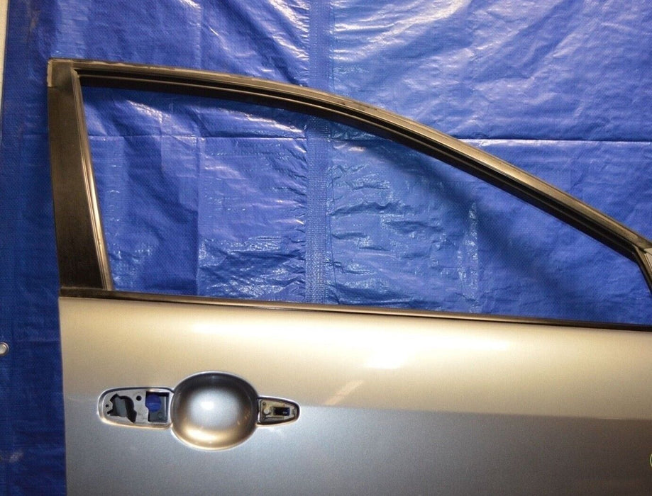 06 07 Mazdaspeed6 Front Right Door Assembly 2006 2007