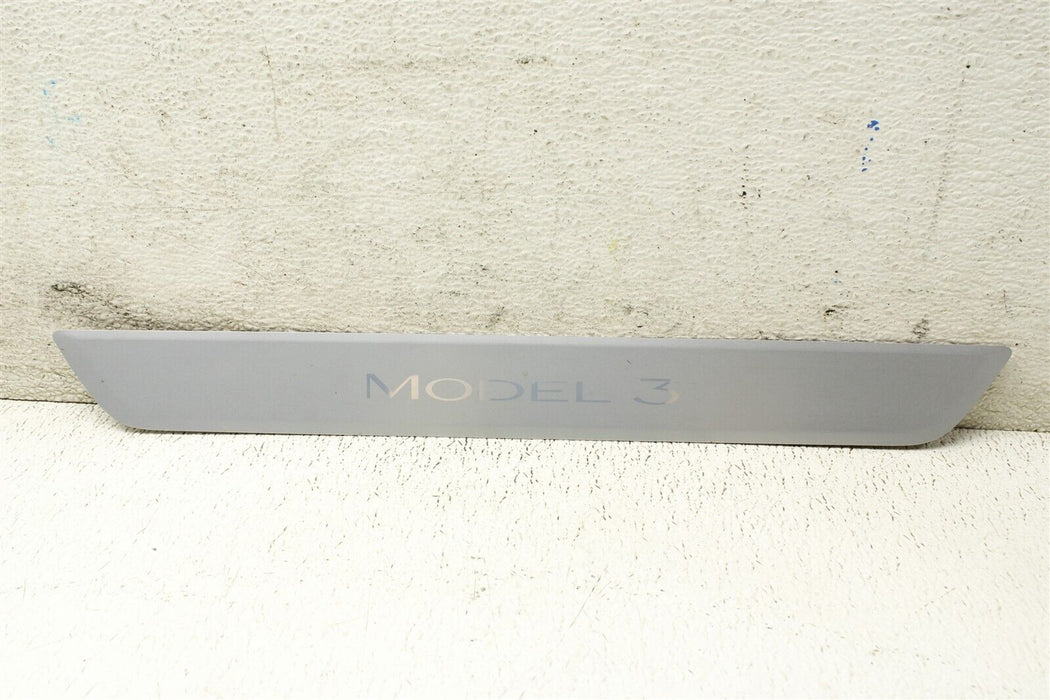 2019 Tesla Model 3 Front Door Sill Scuff Plate Trim Cover 109084400C 17-23