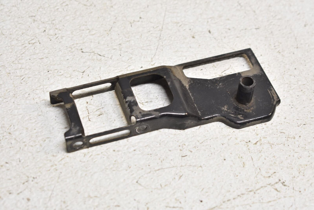 2001-2003 Toyota Prius Support Bracket 01-03