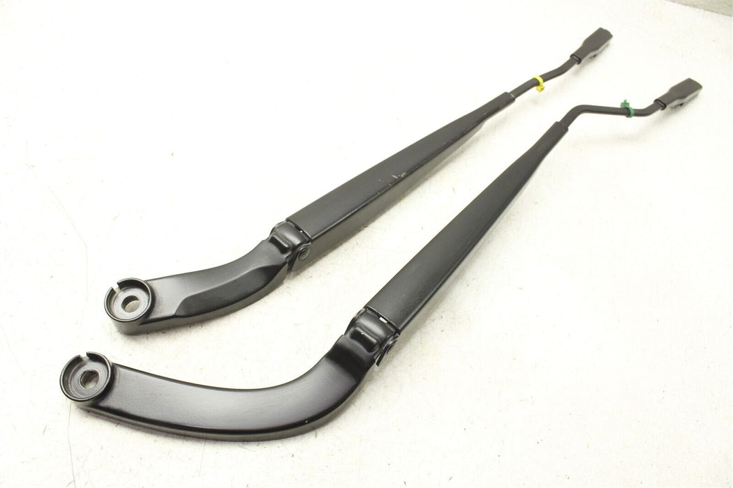 2015-2020 Ford Mustang GT Wiper Arm Set Left Right Pair 15-20