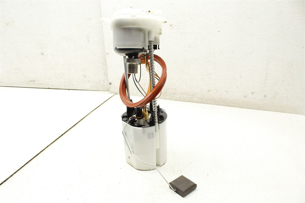 2015 Porsche Macan S Fuel Pump Assembly 8R0919051F Factory OEM 15-18