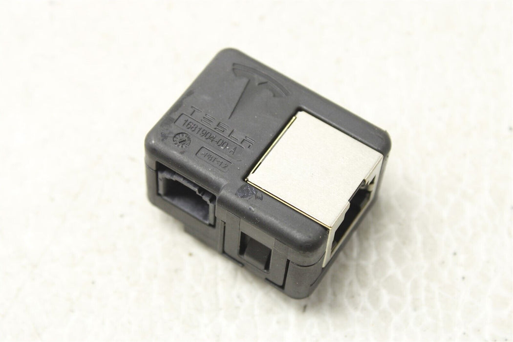 2024 Tesla Model Y Internet Adapter Port 1681904-00-A 20-24