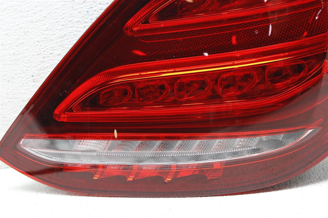 2017 Mercedes-Benz C63 AMG Right Passenger Tail Light Lamp RH 2059062102