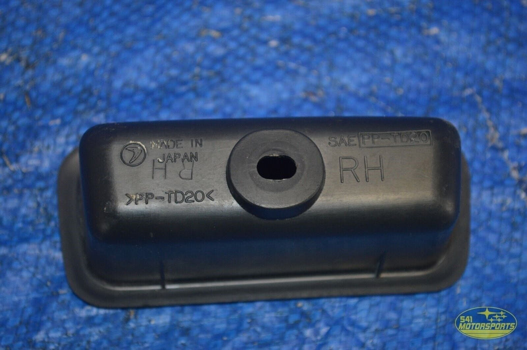 1998-2002 Subaru Forester Front Right RH Door Pull Handle Cup OEM 98-02