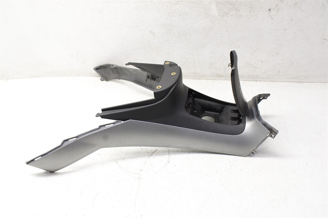 2009 Piaggio MP3 250 Center Middle Fairing Cowling Cover 09-12