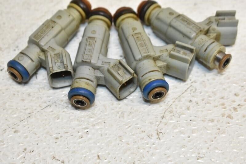 2001-2004 Dodge Neon Fuel Injector Set 2.0L 01-04