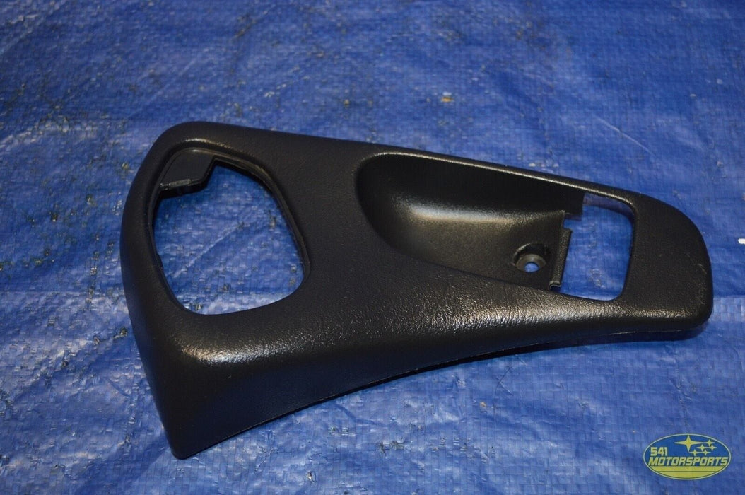 1996-1999 Subaru Legacy Outback Rear Right Door Handle Trim 96-99