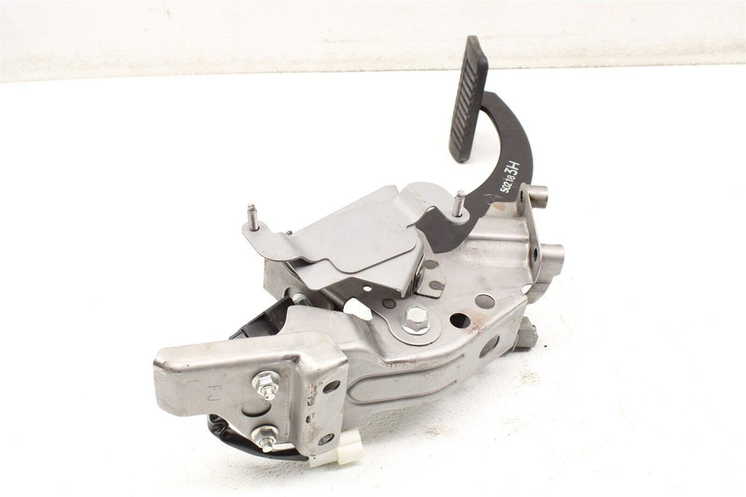 13-16 Subaru XV Crosstrek Brake Pedal 2013-2016