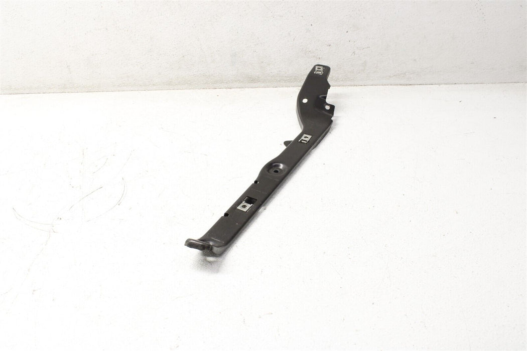 2009 Piaggio MP3 250 Floorboard Foot Support Mount Bracket Bar 09-12