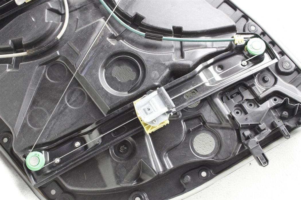 2017 Mercedes-Benz C63 AMG Front Left Window Regulator