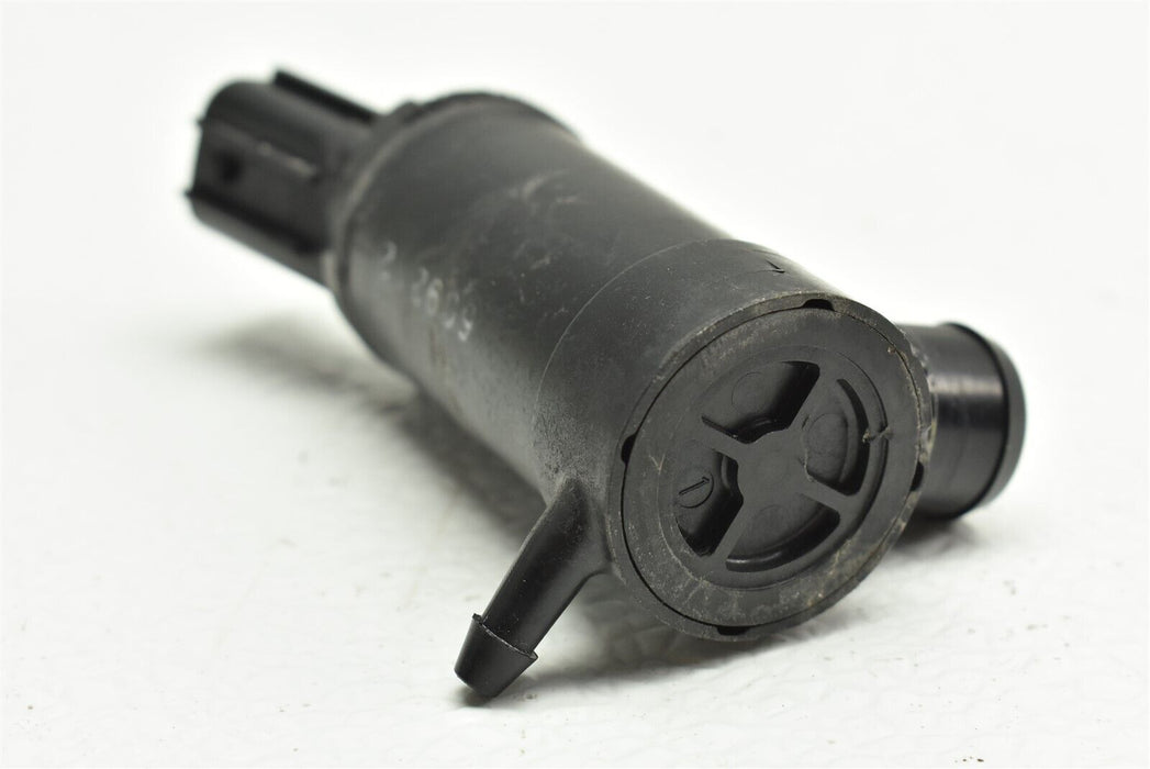 2005-2009 Subaru Legacy Outback XT Washer Pump MT 05-09