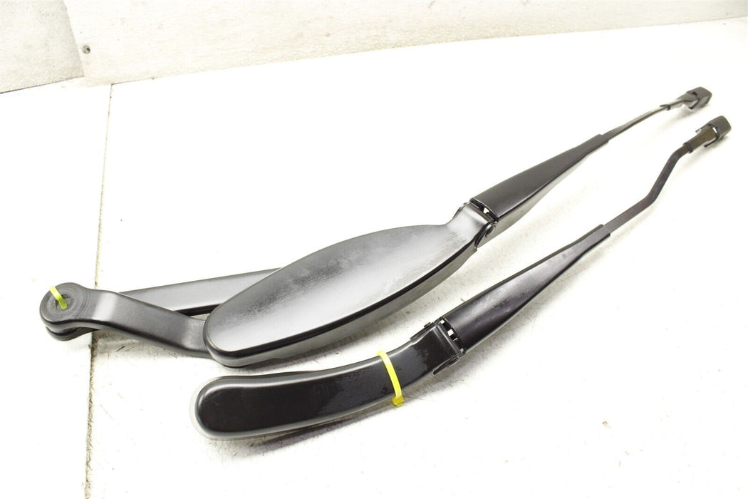 2017 Mercedes C43 AMG Sedan Wiper Arm Set Factory OEM 15-20