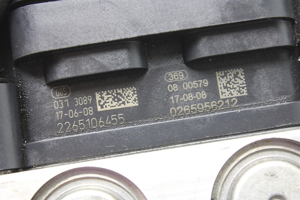 47557564