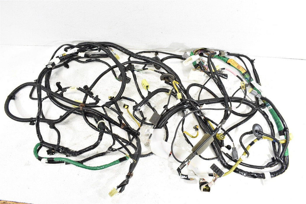 2015-2019 Subaru WRX STI Trunk Hatch Lid Wiring Harness 81811VA020 15-19