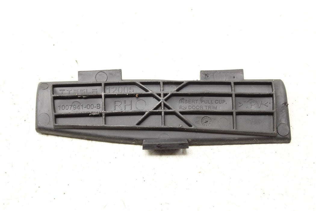 2015 Tesla Model S Passenger Right Door Rubber Insert 1007941-00-B OEM 12-15