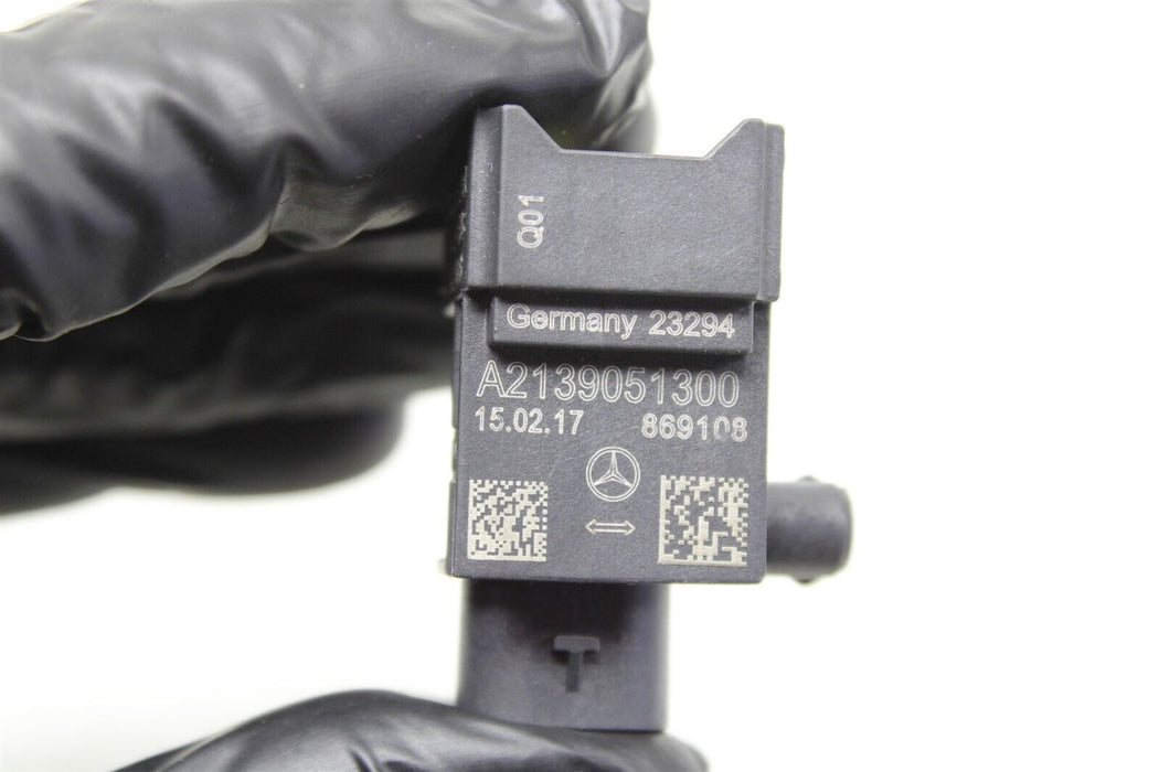 2017 Mercedes-Benz C63 AMG Acceleration Sensor 2139051300