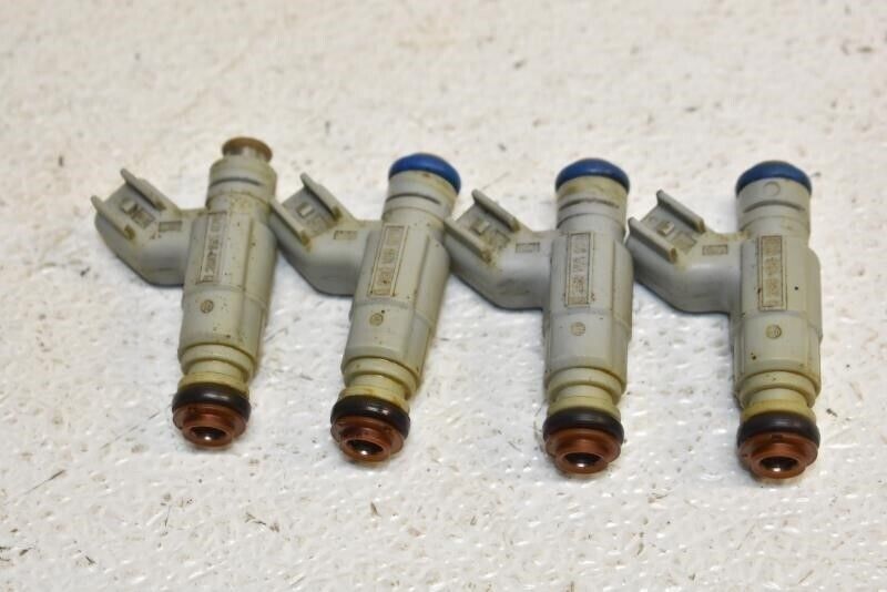 2001-2004 Dodge Neon Fuel Injector Set 2.0L 01-04