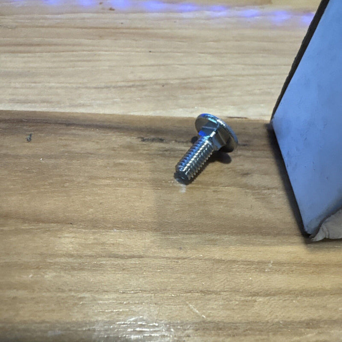 (50) 10-32 x 1/2 Carriage Bolts 18-8 Stainless Steel