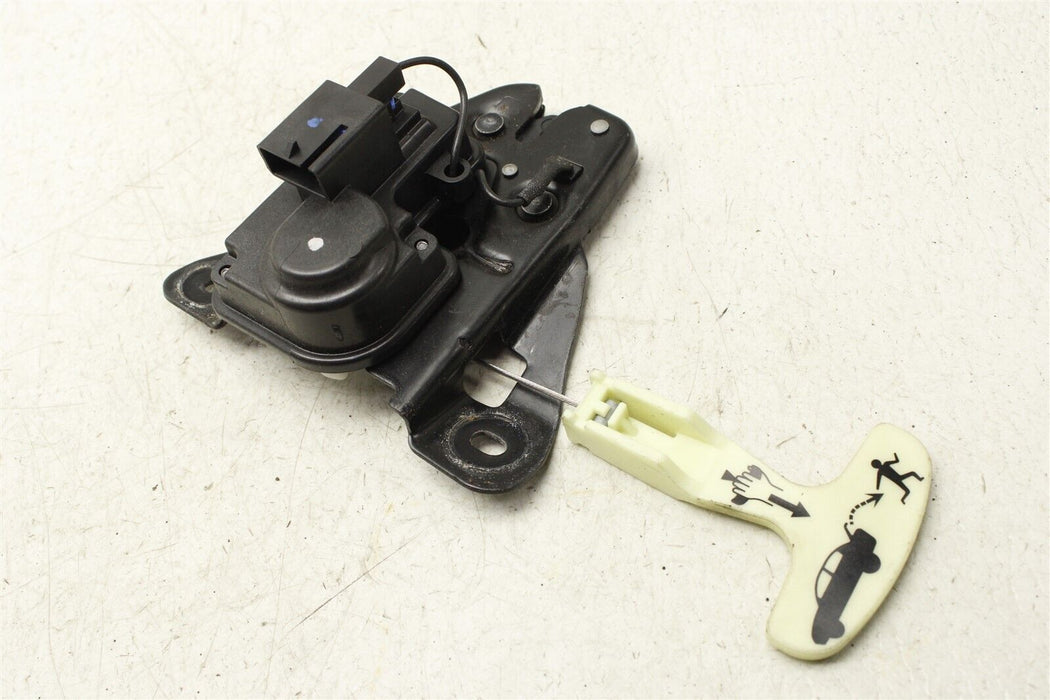 2015 Maserati Ghibli Rear Trunk Latch Lock Mechanism Factory OEM 14-19