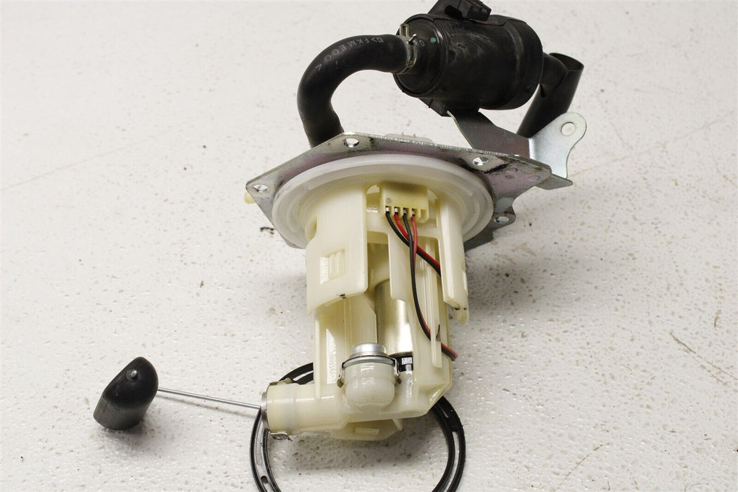 2016 Honda CB300F Fuel Pump Assembly Sending Unit 15-18