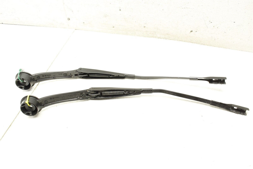 2020 Aston Martin Vantage Wiper Arm Set Pair Wipers Arms 18-21