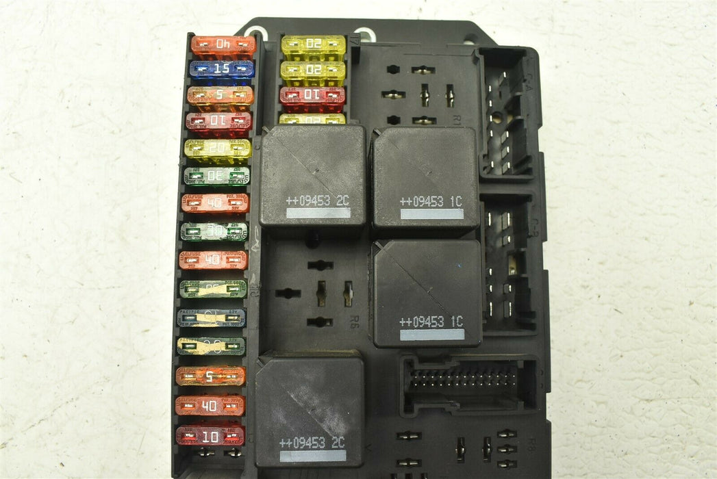 2010-2015 Jaguar XJ Fuse Box Assembly 10-15