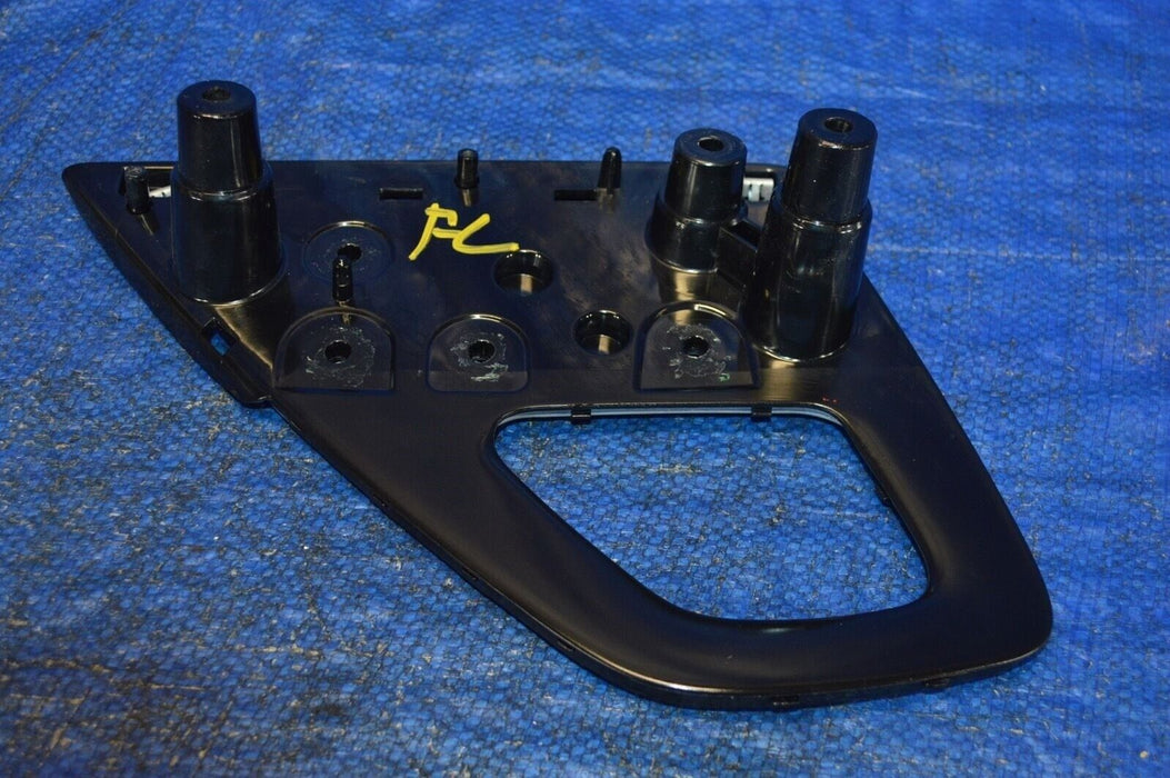 2013-2016 Hyundai Veloster Turbo Interior Panel Bracket