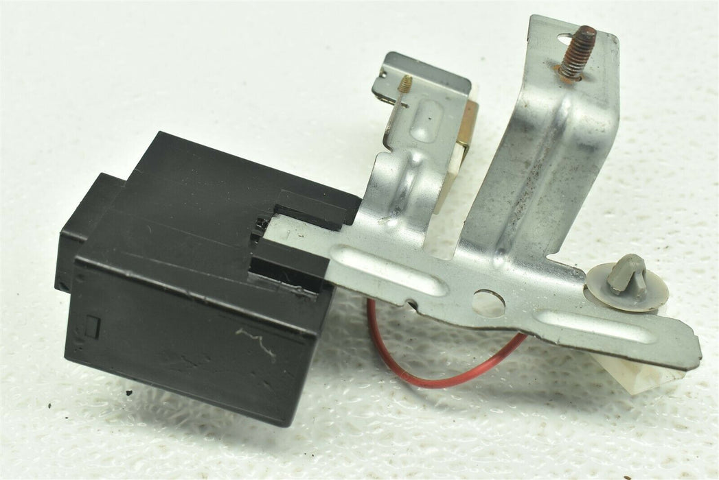 1999-2005 Mazda Miata MX-5 Relay Module with Bracket NC13679C0 99-05