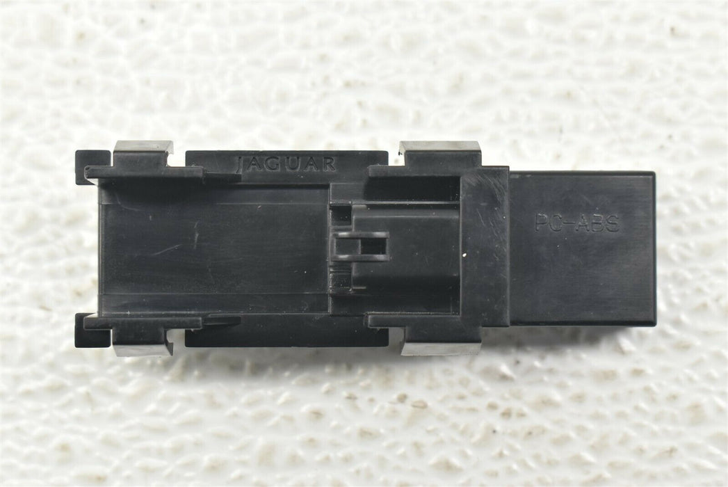 2010-2015 Jaguar XJ Glove Box Sensor Unit Module AW93-060D20-AA 10-15