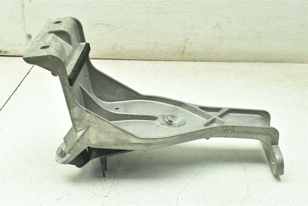 2010-2015 Jaguar XJ Support Bracket Mount AW93-2C325-AB 10-15