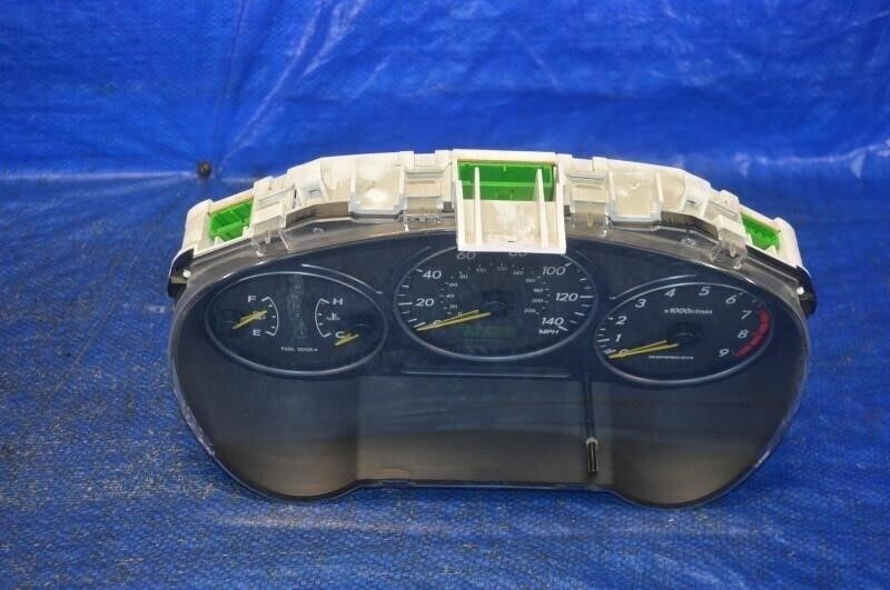 2002 2003 Subaru Impreza WRX Instrument Cluster Speedometer 85012FE200 02 03