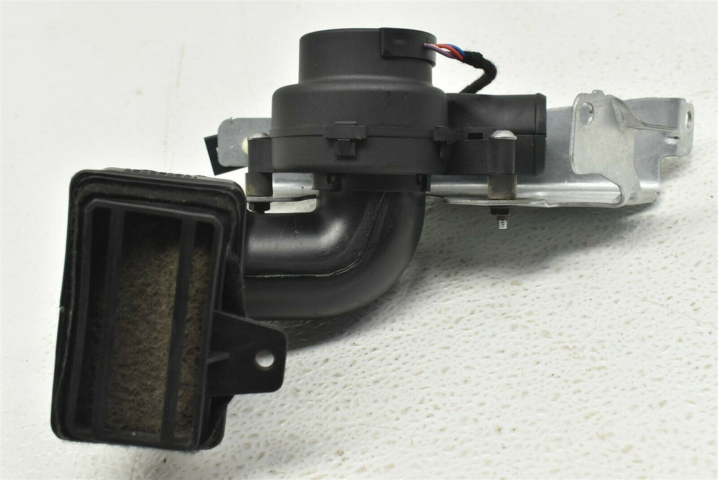 2010-2015 Jaguar XJ Fuse Box Cooling Fan Motor 10-15