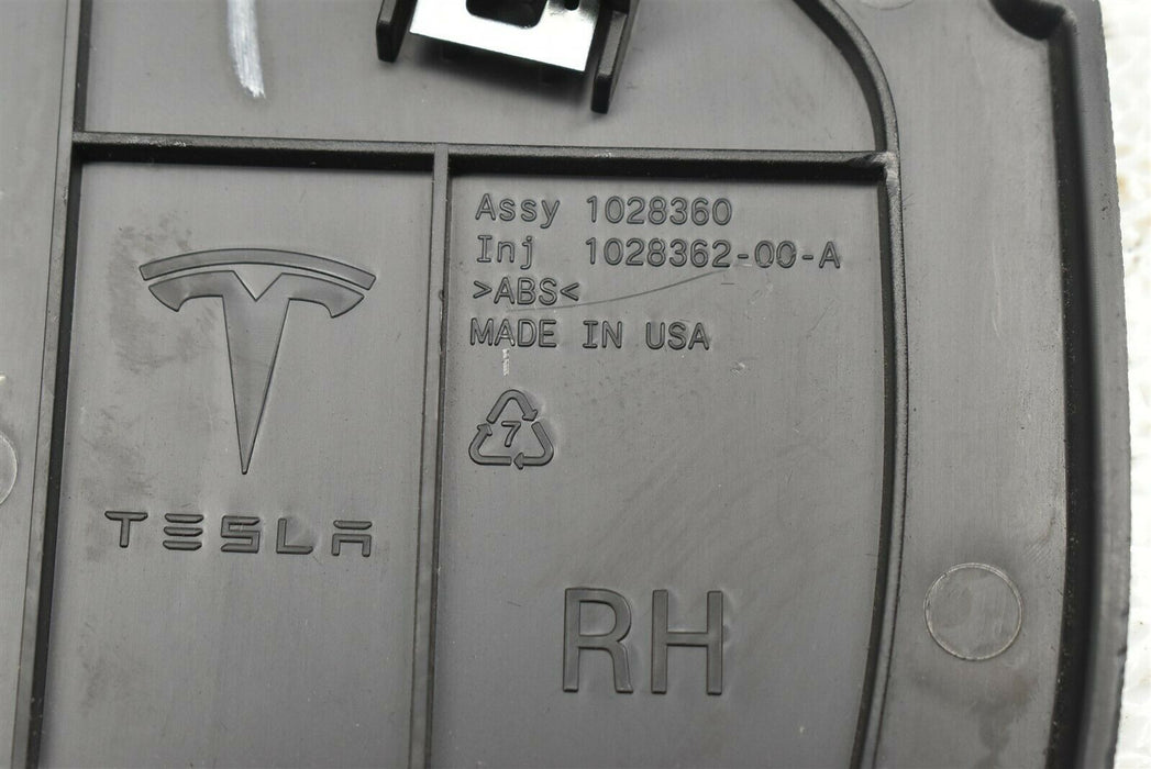 2012-2019 Tesla Model S Dash End Panel RH Passenger 1028362-00-A 12-19