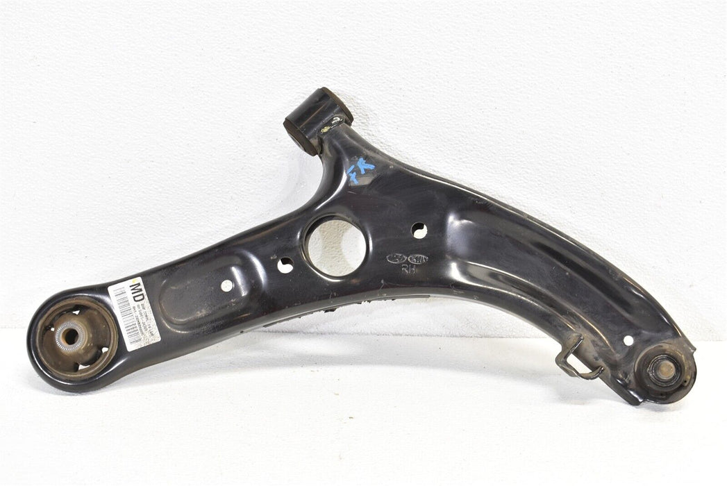 2012-2016 Hyundai Veloster Turbo Control Arm Front Lower Right Passenger 12-16