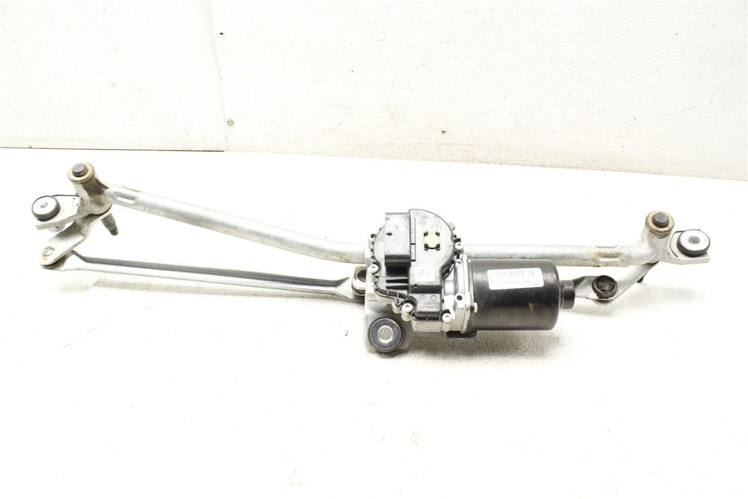 2015-2020 Ford Mustang 5.0 GT Windshield Wiper Motor Assembly OEM 15-20