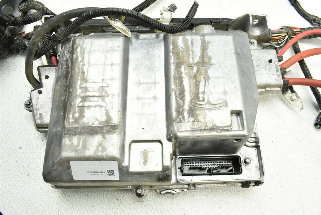 2017-2019 Tesla Model 3 Front Suspension Control Module With Wiring 1118182-91-E