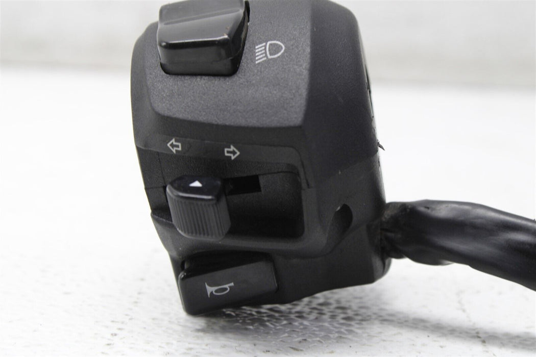 2015 Yamaha YZF R3 Left Handlebar Control Switch Lights Horn Signals 15-18
