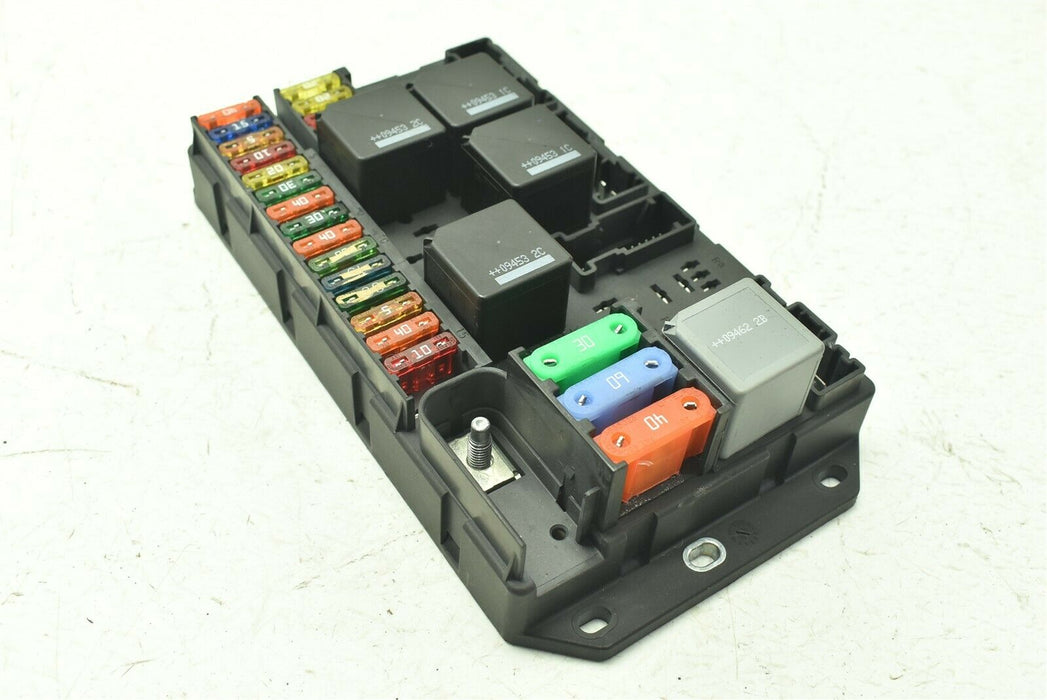 2010-2015 Jaguar XJ Fuse Box Assembly 10-15