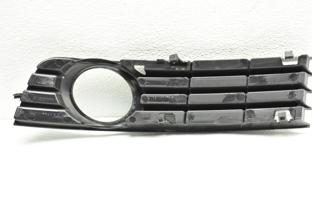 2002-2005 Audi A4 Grille Assembly Right (Passenger) 8E0 807 682 A