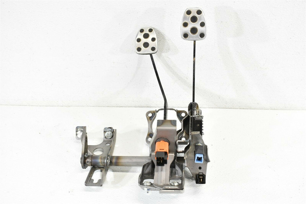 2015-2019 Subaru WRX STI Brake & Clutch Pedal Assembly MT OEM 15-19