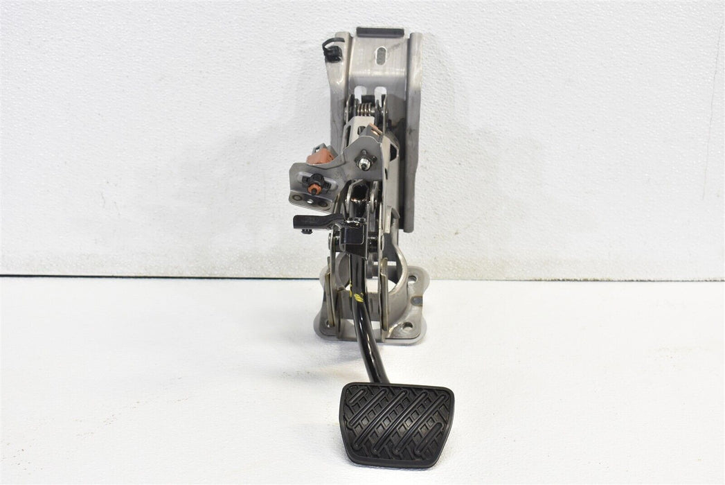 2009-2015 Nissan 370Z Brake Stopping Pedal Assembly Automatic Coupe OEM 09-15