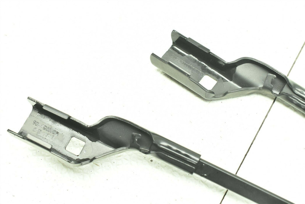 2020-2021 Toyota Supra Wiper Arm Set 20-21